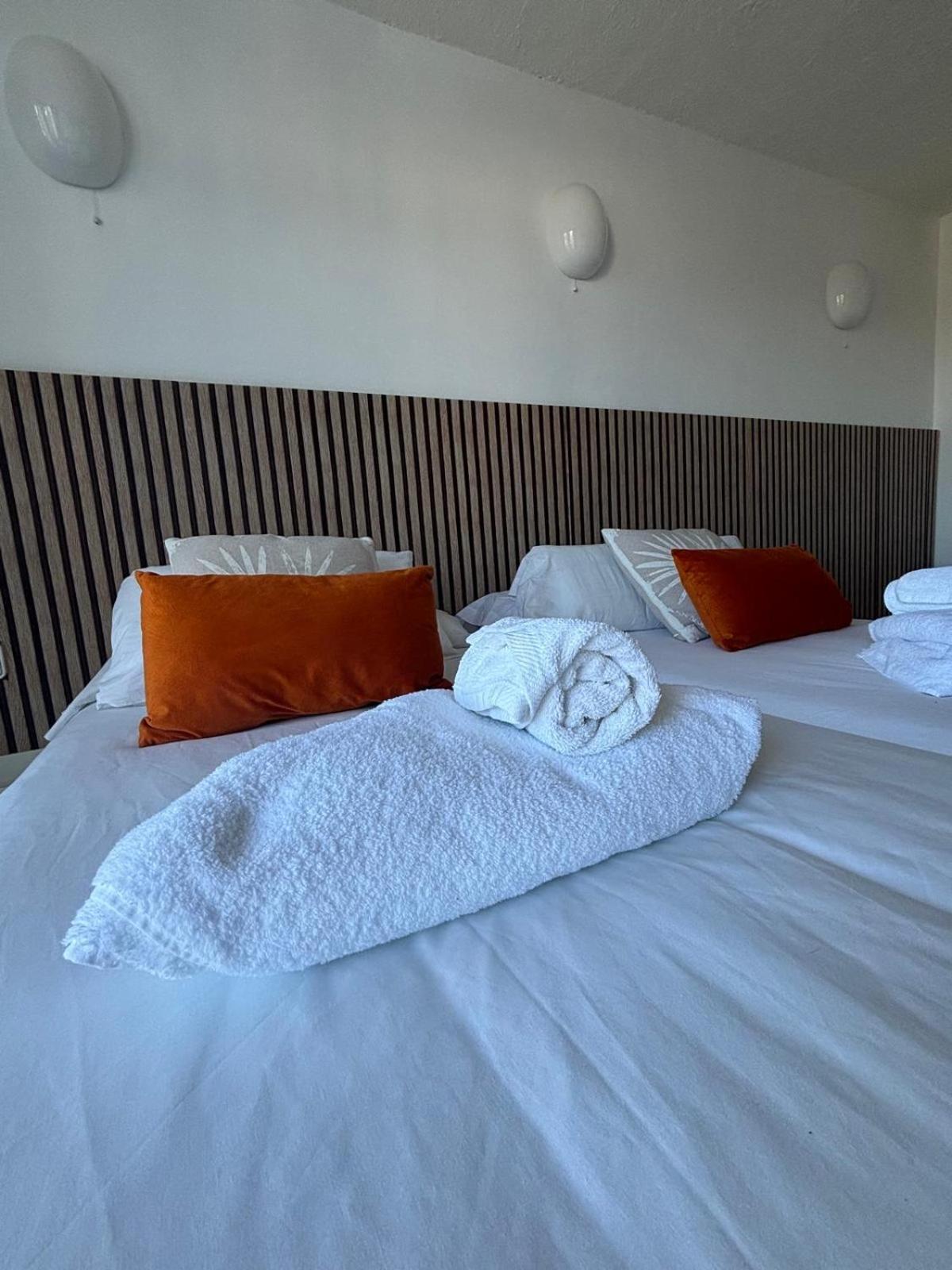 Es Grop Apartamentos بورتينانكس المظهر الخارجي الصورة